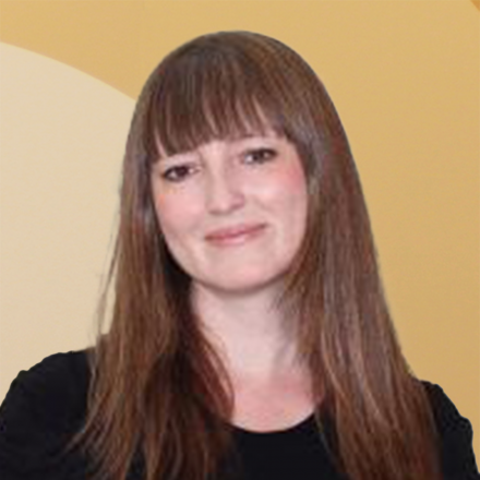 Profile Image - Robyn Hall